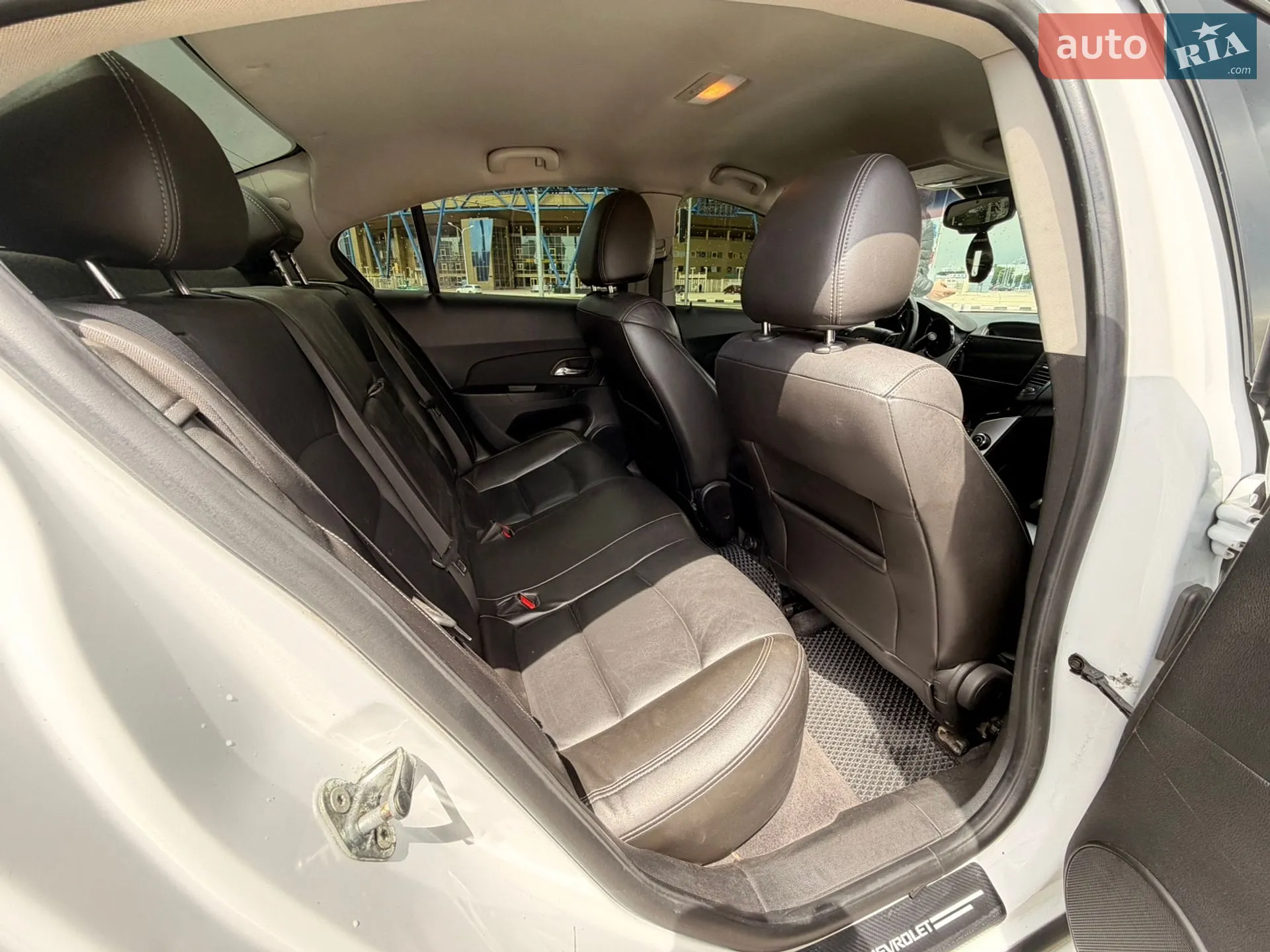 2012 Chevrolet Cruze - мініатюра 32