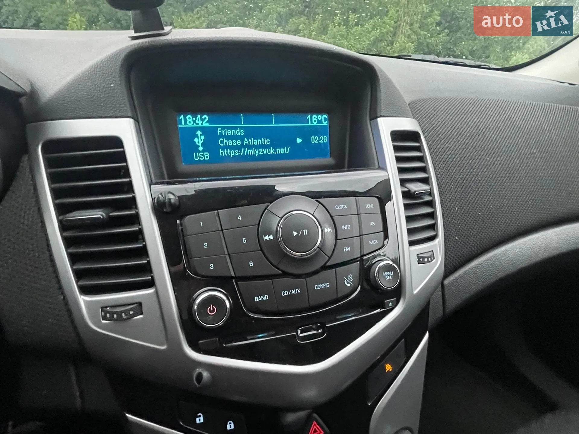 2013 Chevrolet Cruze - мініатюра 26