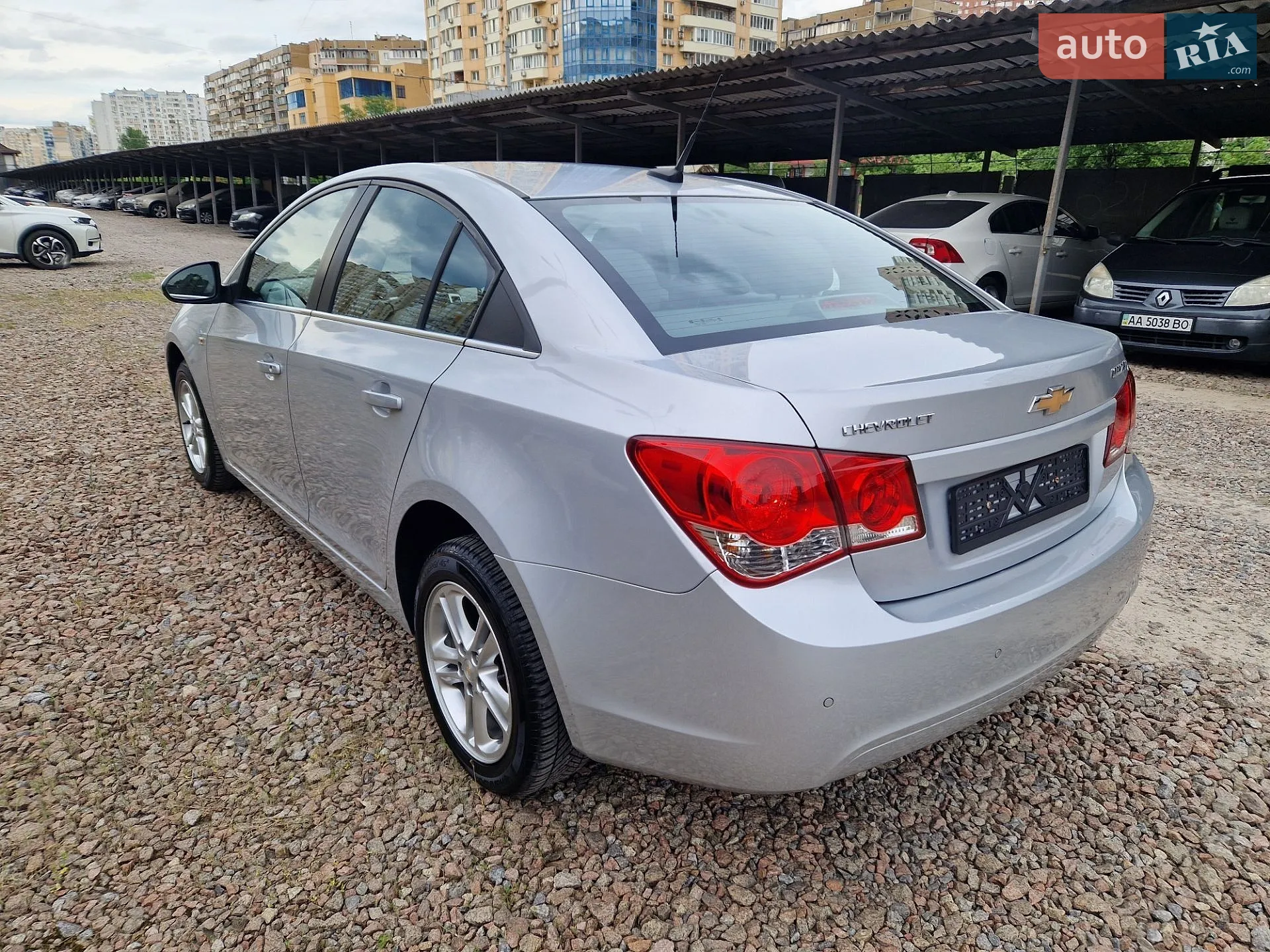 2010 Chevrolet Cruze - мініатюра 11