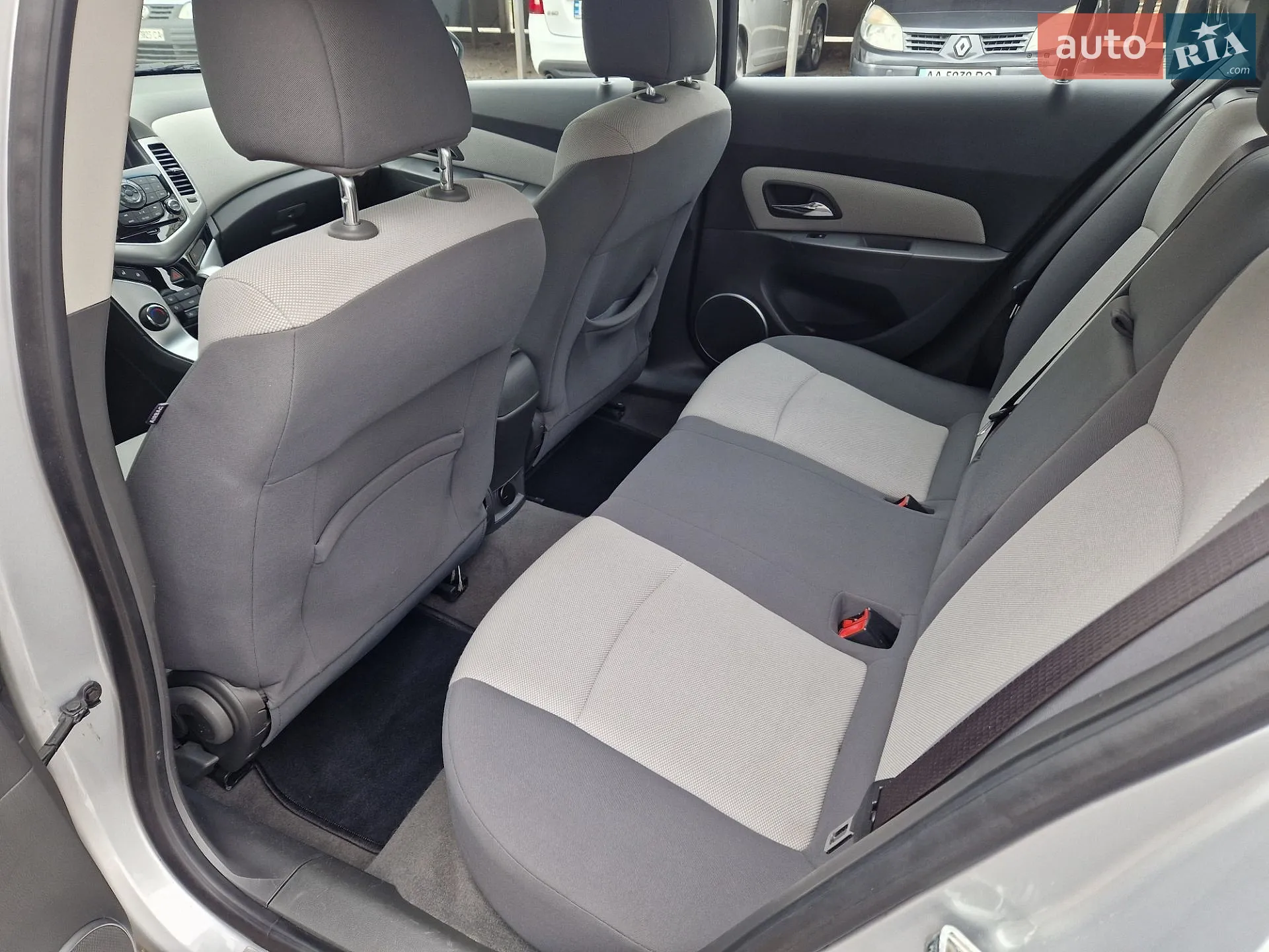 2010 Chevrolet Cruze - мініатюра 30