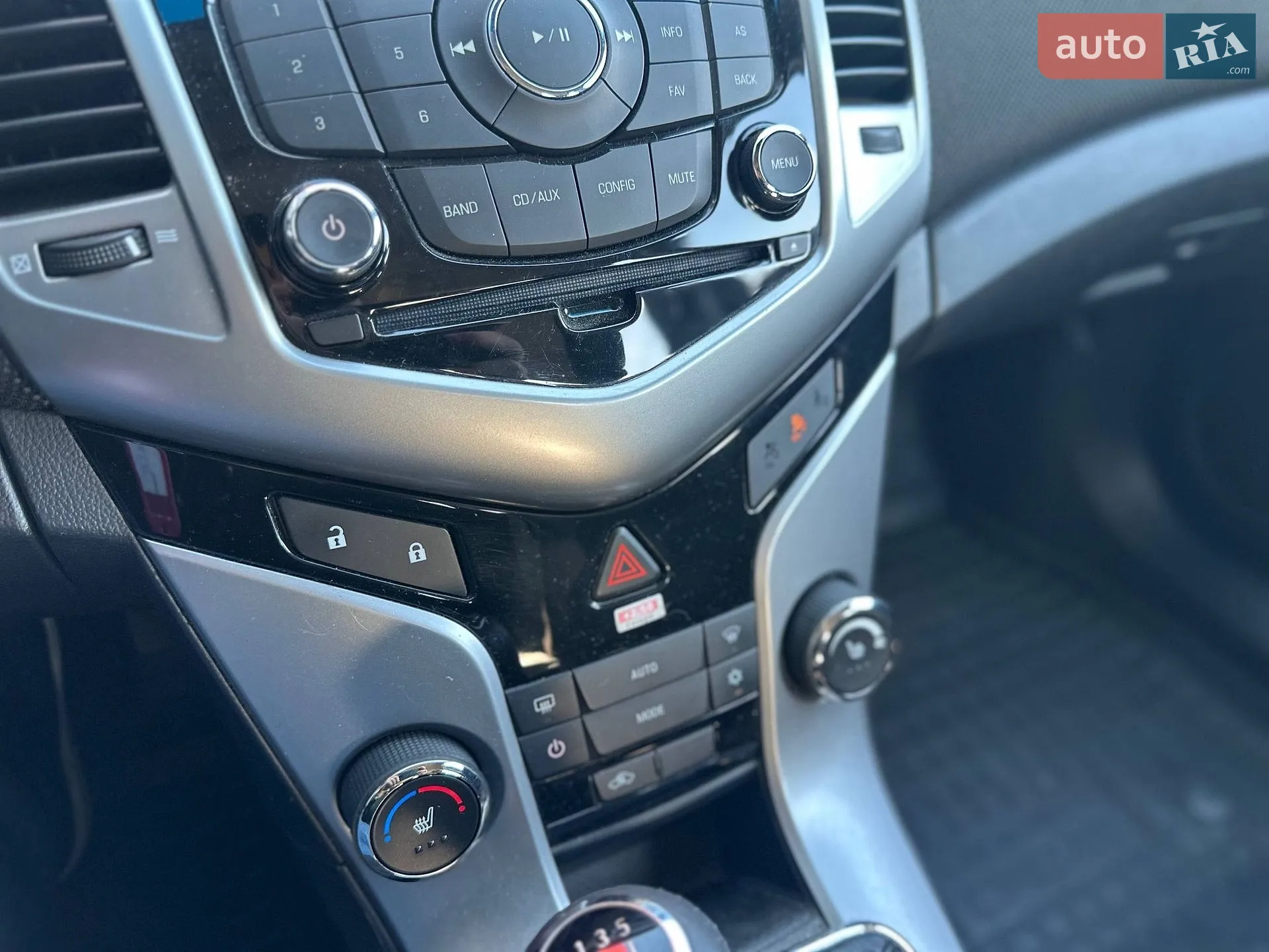 2011 Chevrolet Cruze - мініатюра 16