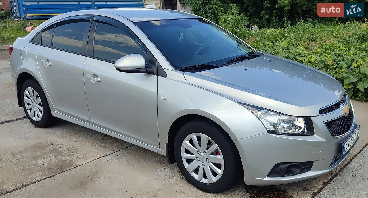 2010 Chevrolet Cruze - мініатюра 12