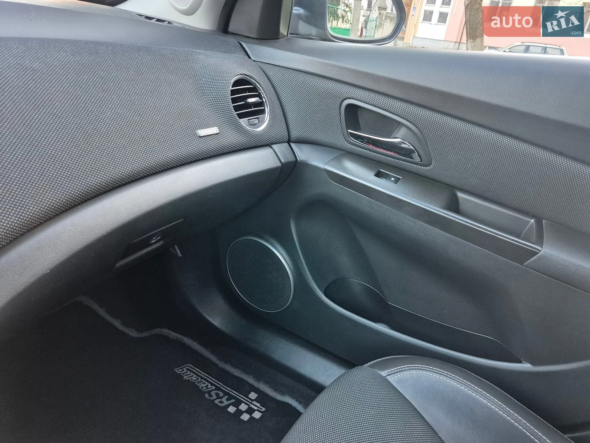 2013 Chevrolet Cruze - мініатюра 22