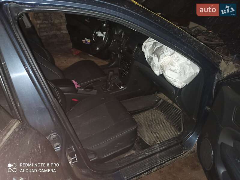 Седан Chevrolet Epica 2007 в Змиеве