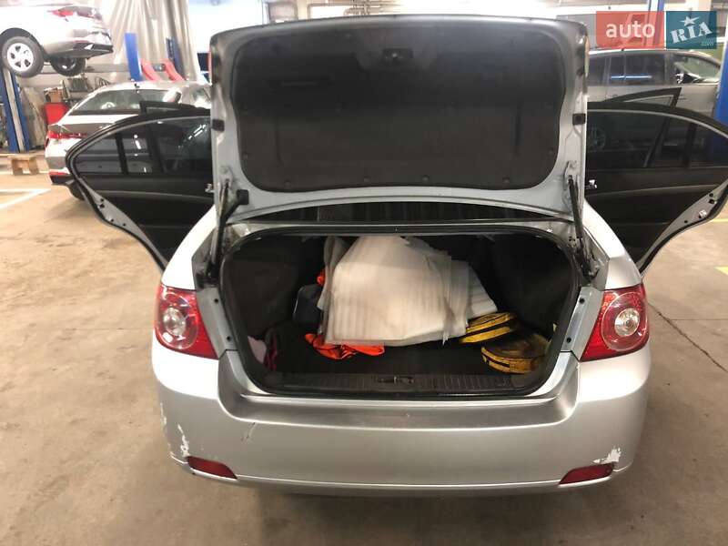 Седан Chevrolet Epica 2008 в Харькове фото 14 Седан Chevrolet Epica 2008 в Харькове