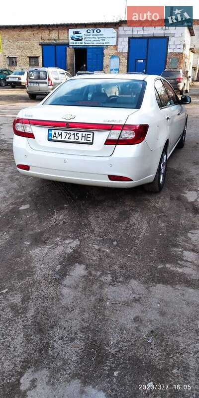 Седан Chevrolet Epica 2008 в Житомире