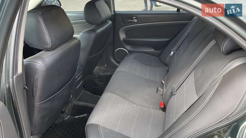 Седан Chevrolet Epica 2008 в Ужгороді