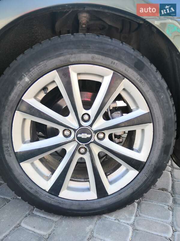 Седан Chevrolet Epica 2008 в Львові