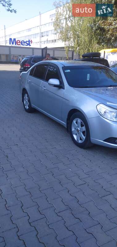 Седан Chevrolet Epica 2007 в Чернівцях