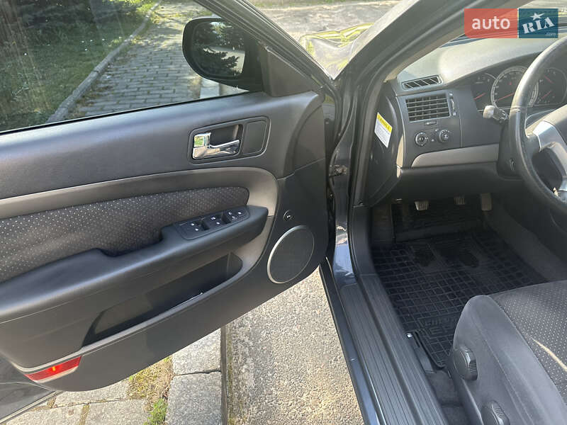 Седан Chevrolet Epica 2008 в Львове