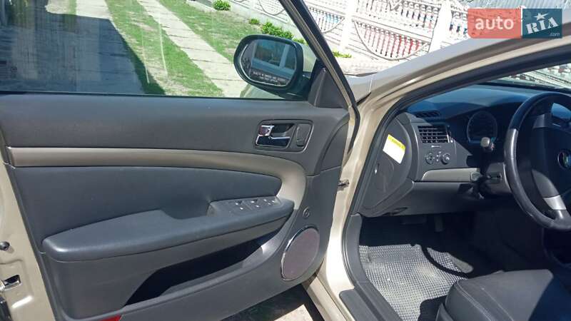Седан Chevrolet Epica 2007 в Мироновке