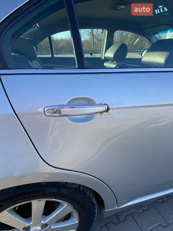 Седан Chevrolet Epica 2011 в Львові