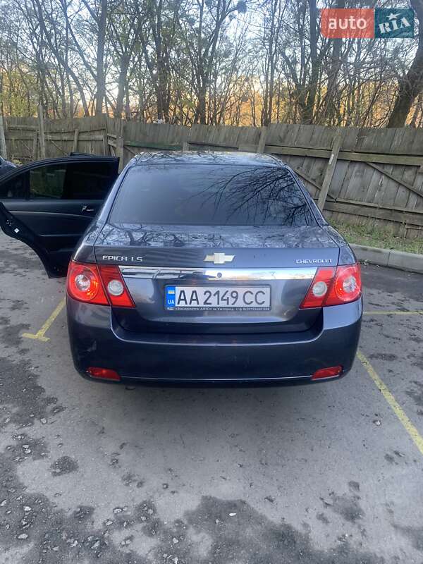 Седан Chevrolet Epica 2008 в Києві