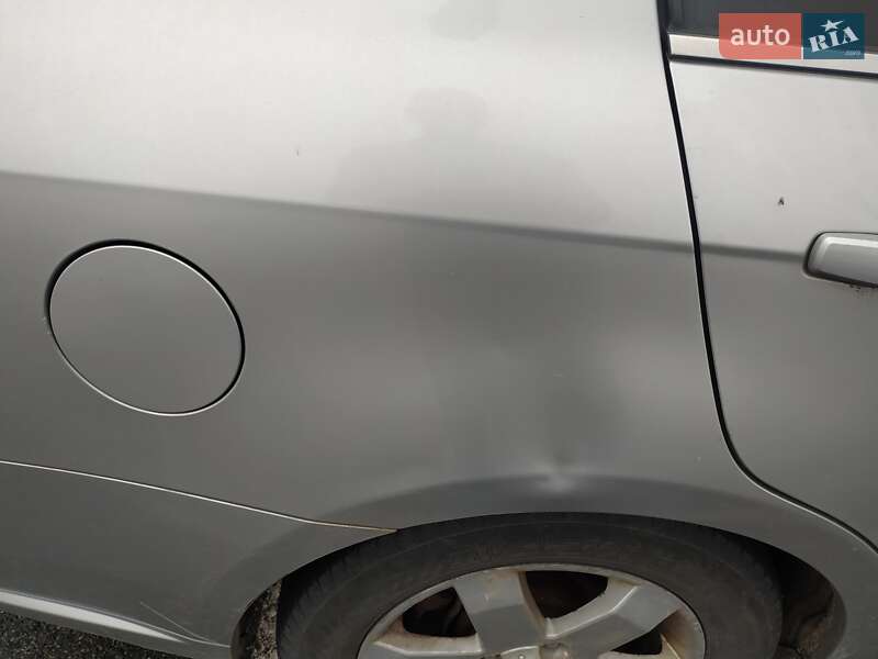 Седан Chevrolet Epica 2007 в Ирпене