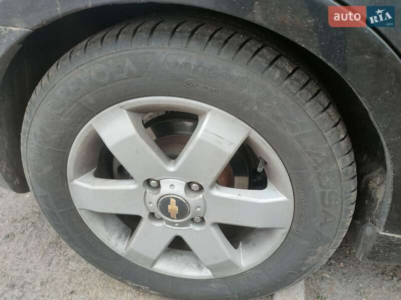 Седан Chevrolet Epica 2008 в Смеле