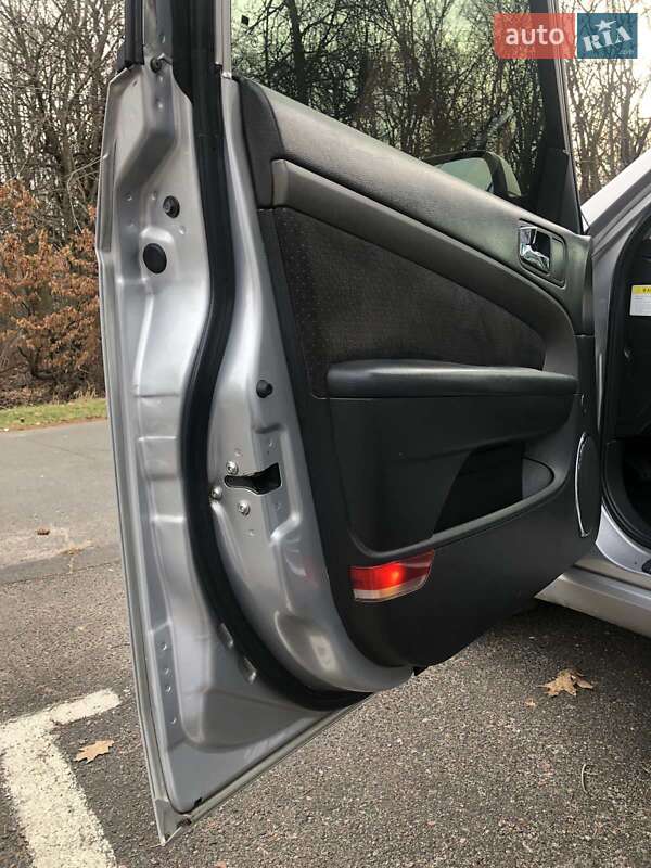 Седан Chevrolet Epica 2007 в Фастові