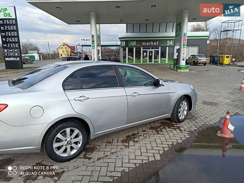 Седан Chevrolet Epica 2009 в Вижнице