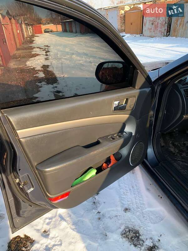 Седан Chevrolet Epica 2006 в Кропивницькому