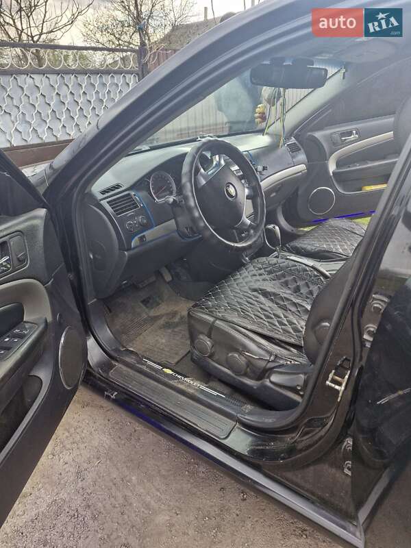 Седан Chevrolet Epica 2007 в Полтаве