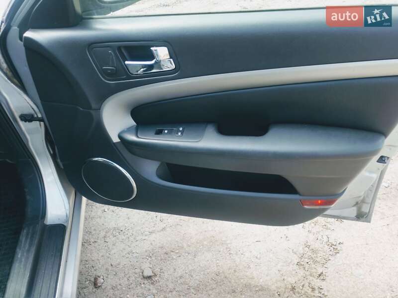 Седан Chevrolet Epica 2007 в Городку