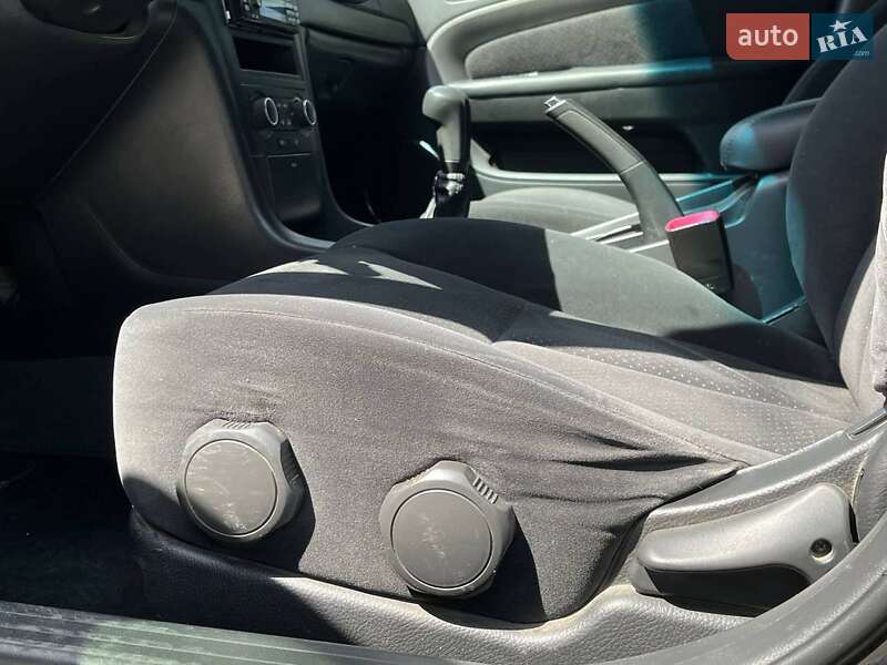 Седан Chevrolet Epica 2009 в Львові
