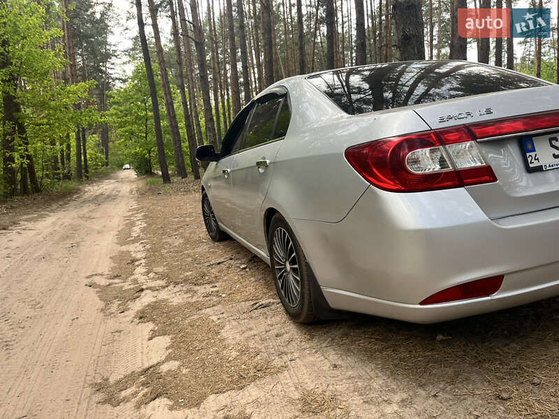 Седан Chevrolet Epica 2011 в Києві