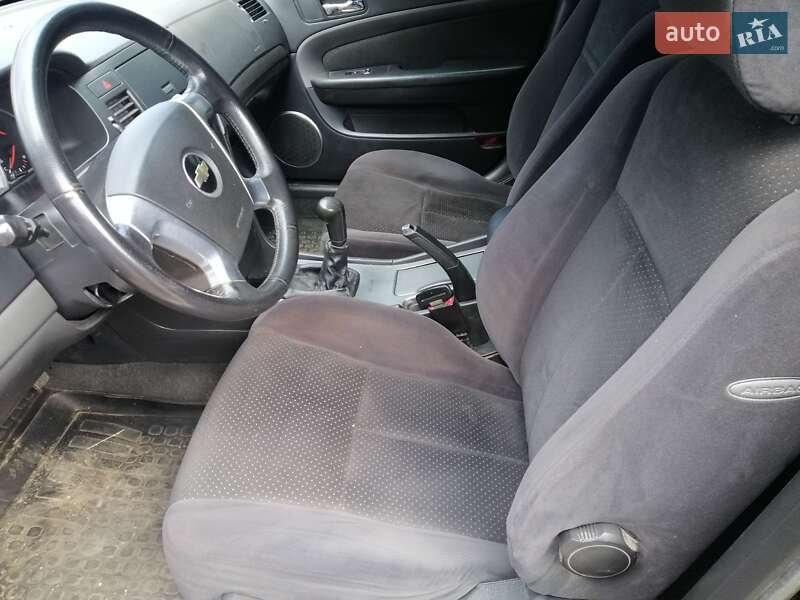 Седан Chevrolet Epica 2008 в Прилуках