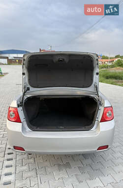 Седан Chevrolet Epica 2007 в 