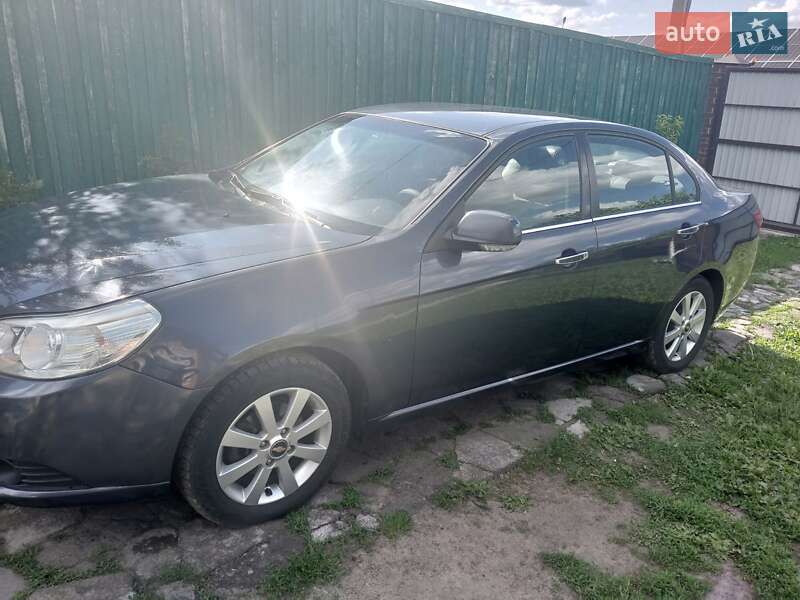 Седан Chevrolet Epica 2009 в Сумах