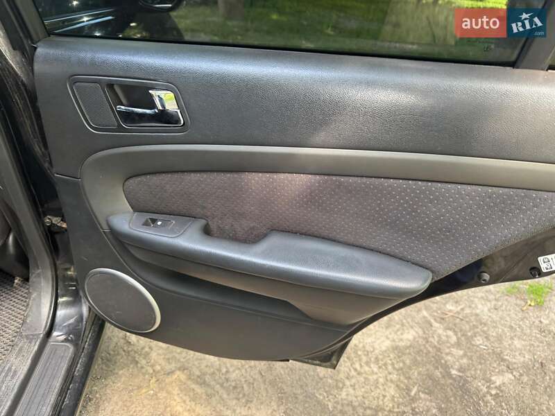 Седан Chevrolet Epica 2008 в Киеве