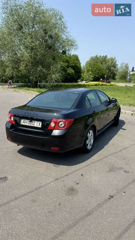 Седан Chevrolet Epica 2007 в Буче
