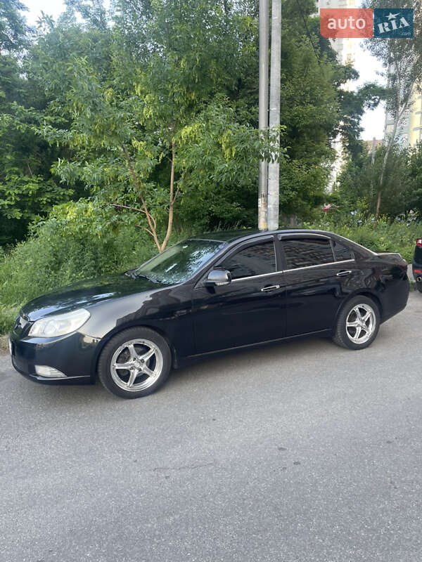 Седан Chevrolet Epica 2009 в Киеве