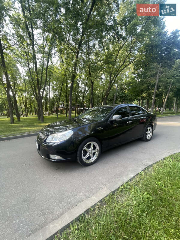 Седан Chevrolet Epica 2009 в Киеве
