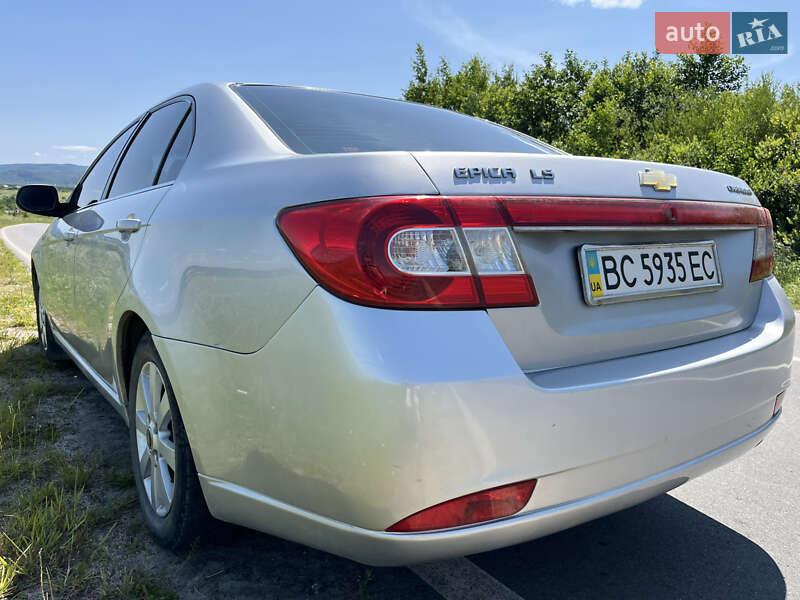 Седан Chevrolet Epica 2009 в Бориславі
