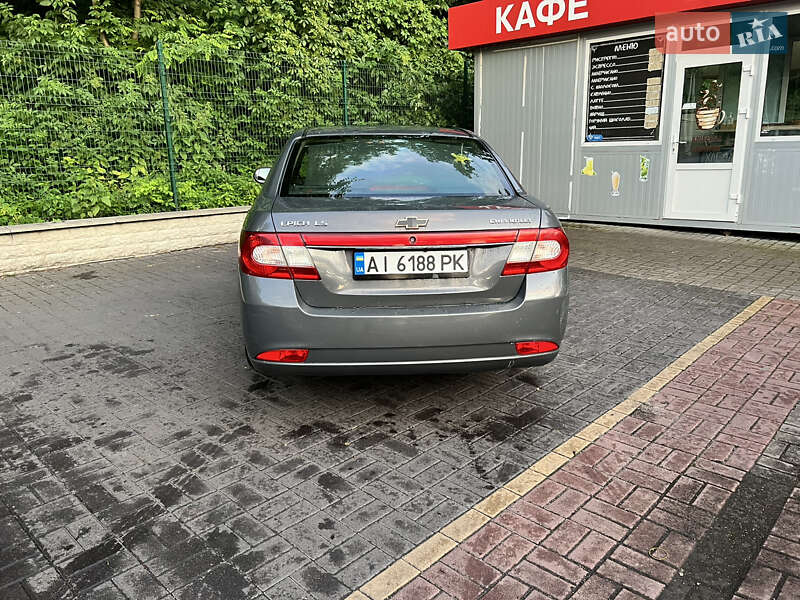 Седан Chevrolet Epica 2011 в Києві