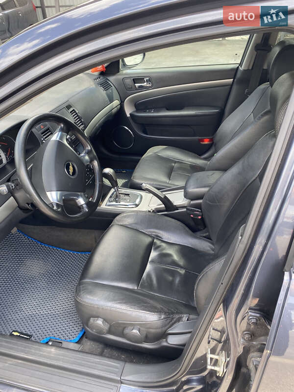 Седан Chevrolet Epica 2009 в Кривому Розі