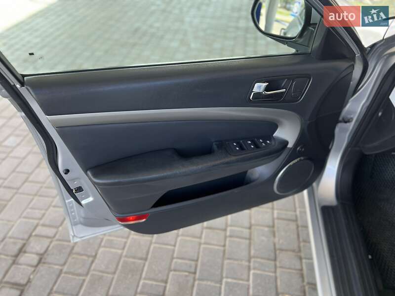 Седан Chevrolet Epica 2007 в Николаеве