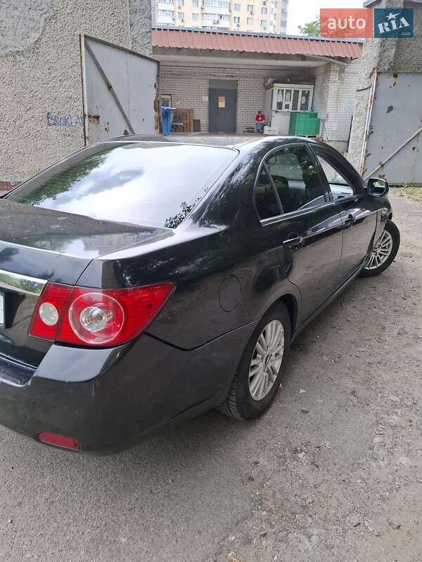 Седан Chevrolet Epica 2008 в Києві
