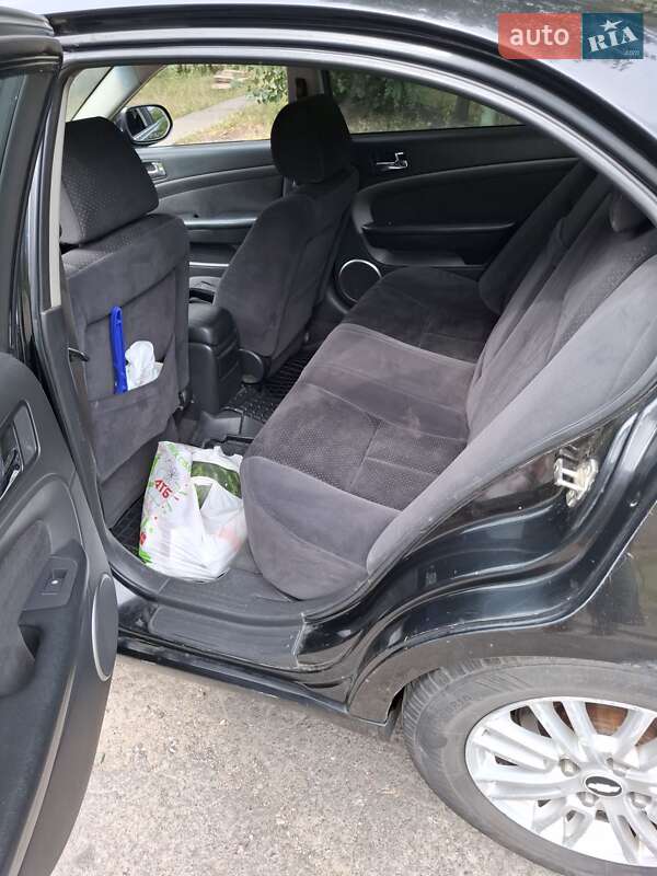 Седан Chevrolet Epica 2008 в Києві