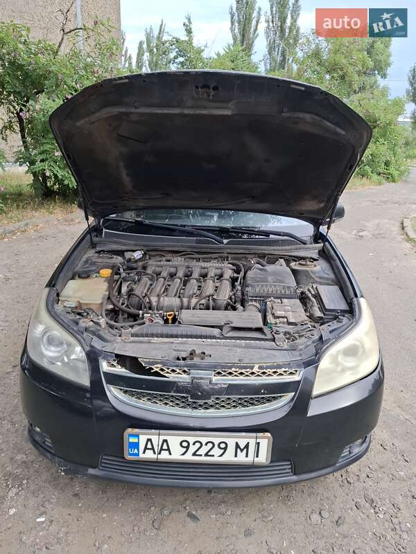 Седан Chevrolet Epica 2008 в Києві