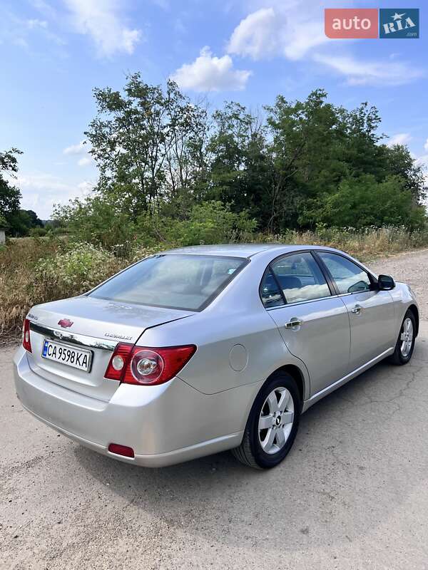 Седан Chevrolet Epica 2007 в Умані