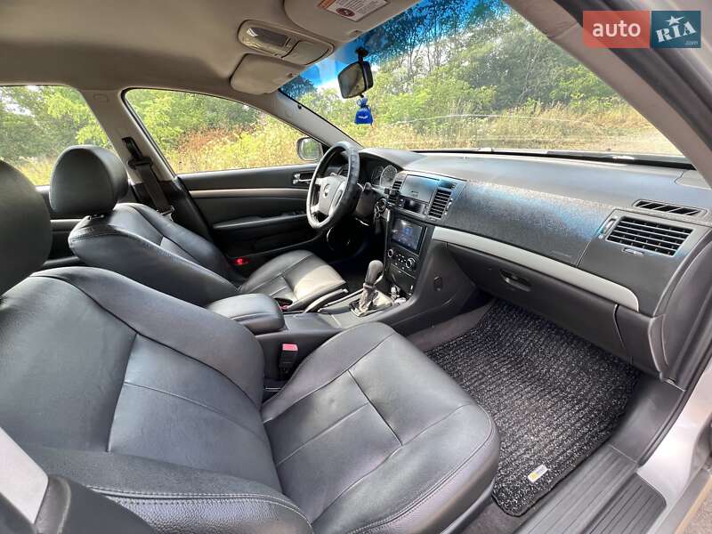 Седан Chevrolet Epica 2007 в Умані