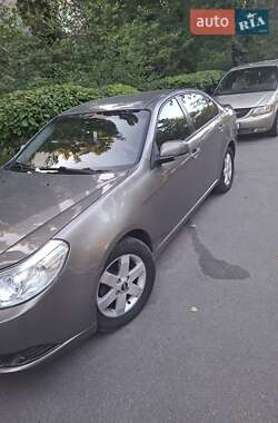 Седан Chevrolet Epica 2008 в 