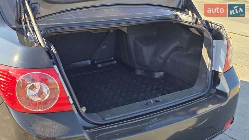 Седан Chevrolet Epica 2008 в Зміїві