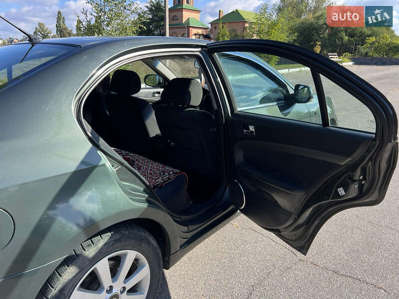 Седан Chevrolet Epica 2009 в Бобринці