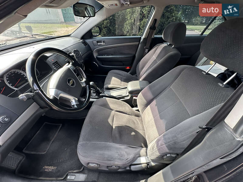 Седан Chevrolet Epica 2008 в Днепре