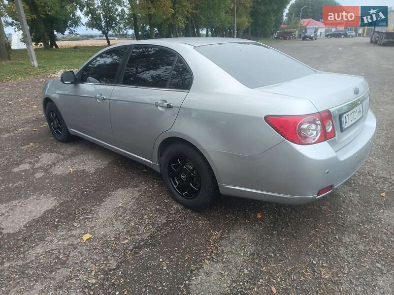 Седан Chevrolet Epica 2008 в Чернівцях