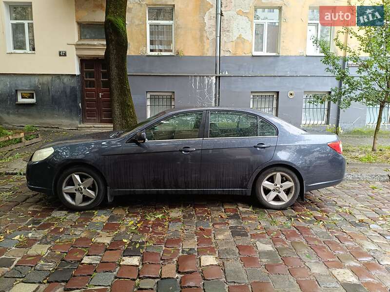 Седан Chevrolet Epica 2006 в Львове