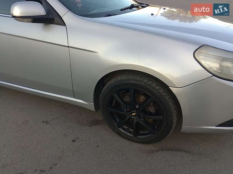 Седан Chevrolet Epica 2006 в Запоріжжі