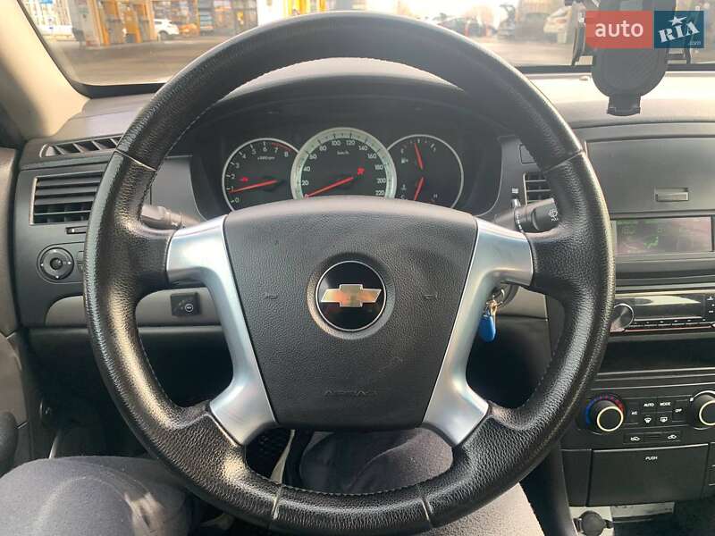 Седан Chevrolet Epica 2007 в Киеве